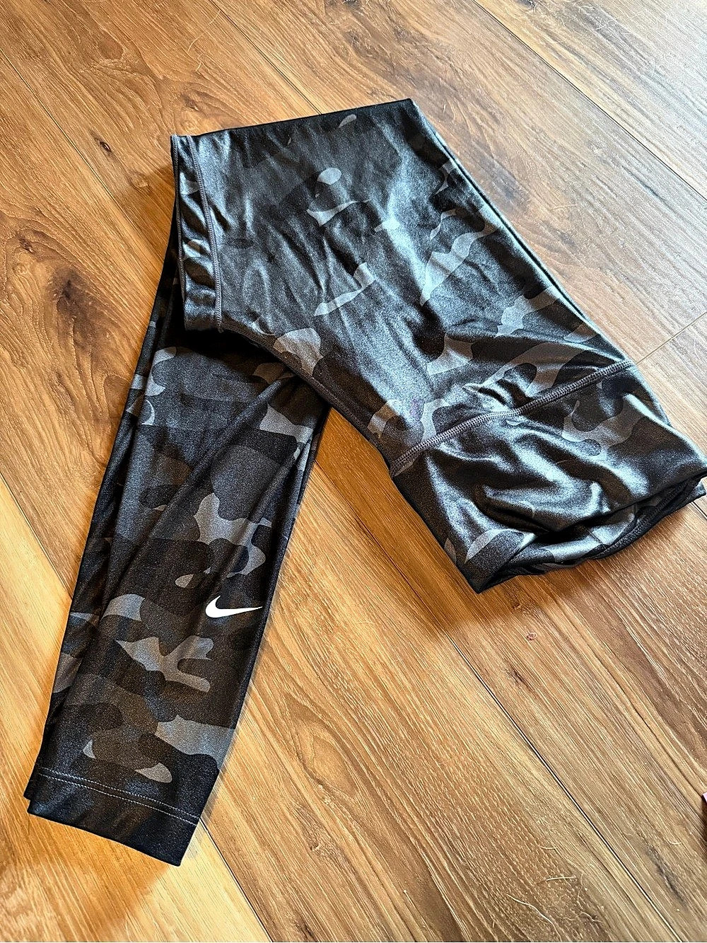 Nike Training One Dri-Fit High Shine Camo Leggings Black & Gray